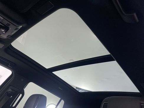 New 2025 Cadillac Escalade Premium Luxury w/ LPO, Radiant Package image 19