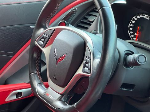Used 2017 Chevrolet Corvette Z06 w/ Z07 Performance Package RWD image 26