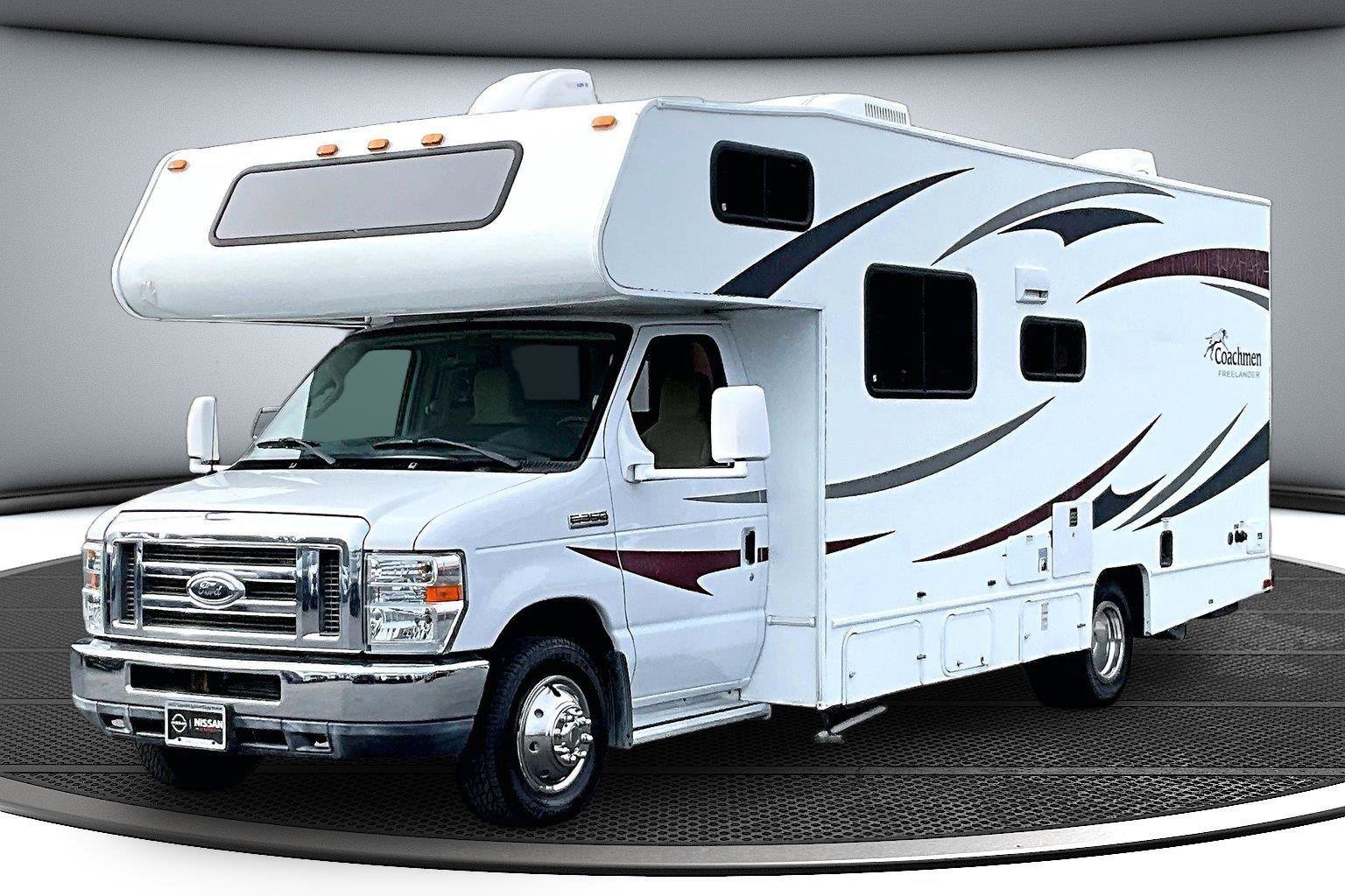Used 2011 Ford E-350 and Econoline 350 Super Duty w/ Motorhome Prep Pkg RWD image 4