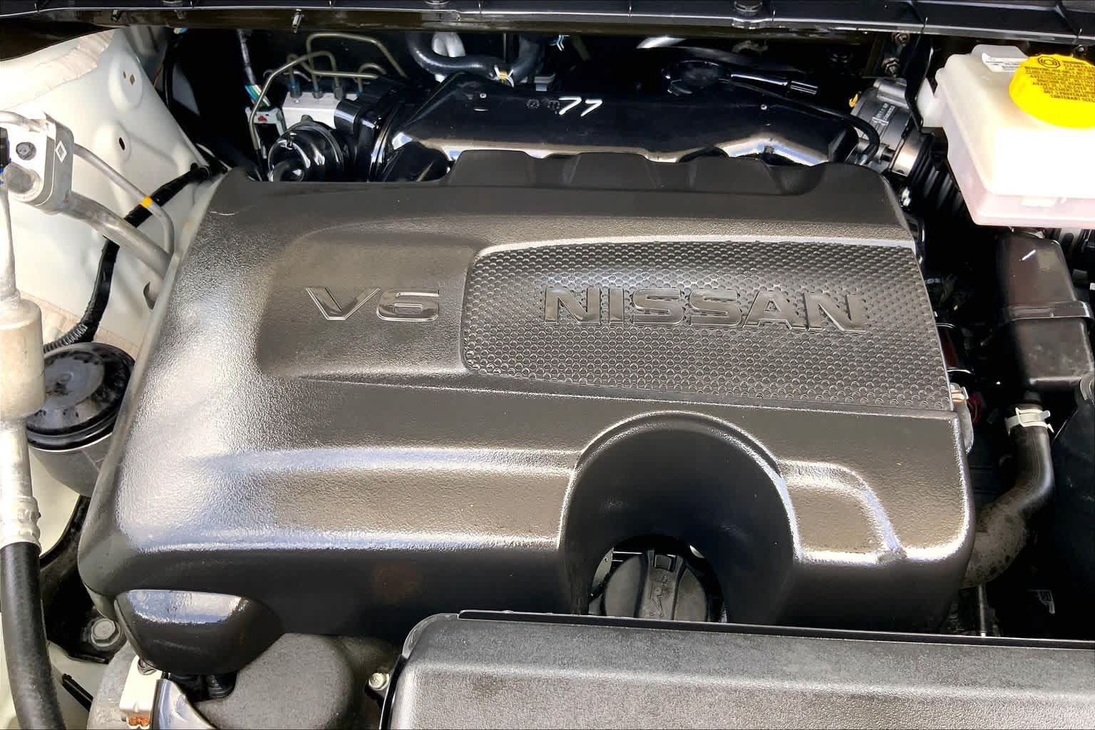 Used 2024 Nissan Pathfinder Platinum FWD image 32