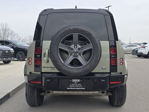 Used 2023 Land Rover Defender 110 X-Dynamic SE image 23