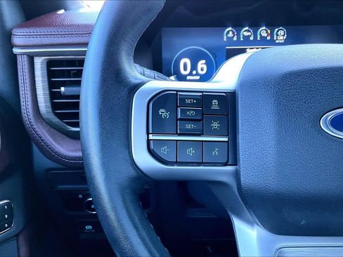 Used 2023 Ford Expedition Max Limited image 23