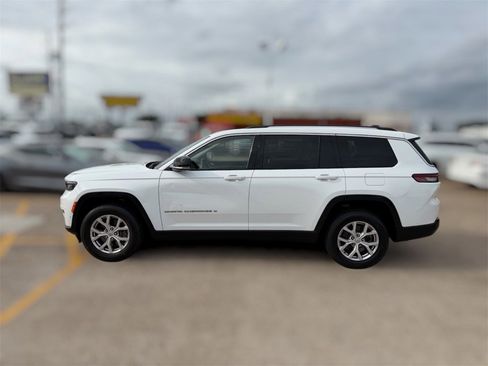 Used 2022 Jeep Grand Cherokee L Limited w/ Luxury Tech Group II AWD/4WD image 8
