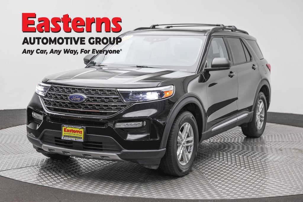 Used 2022 Ford Explorer XLT w/ Equipment Group 202A AWD/4WD image 1