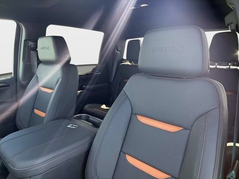 New 2026 GMC Sierra 1500 AT4 w/ AT4 Premium Package AWD/4WD image 19