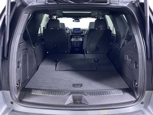 Used 2024 Chevrolet Tahoe Z71 w/ Luxury Package image 16