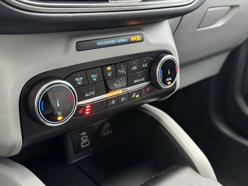 Used 2024 Ford Escape Active image 18