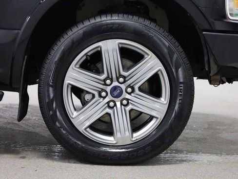 Used 2018 Ford F150 XLT w/ Equipment Group 302A Luxury image 12