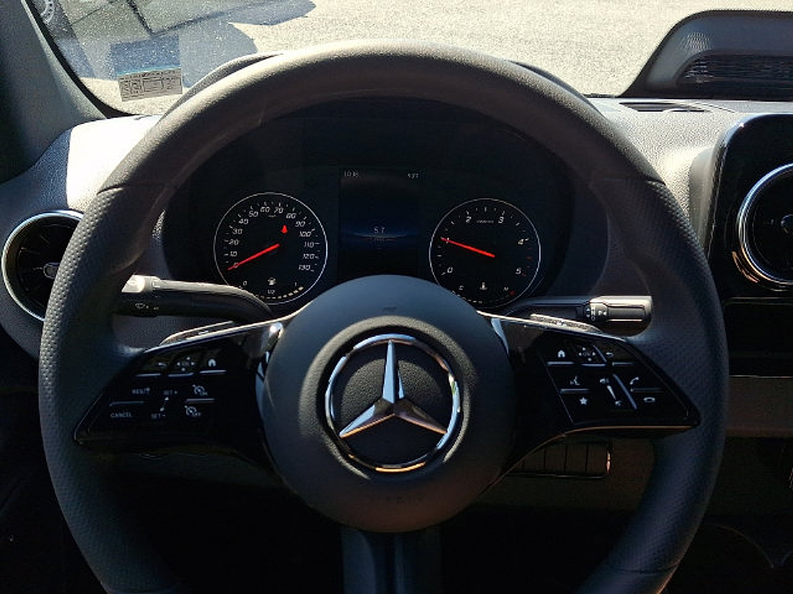 Used 2026 Mercedes-Benz Sprinter 2500 image 17