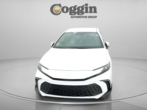 New 2026 Toyota Camry SE FWD image 30