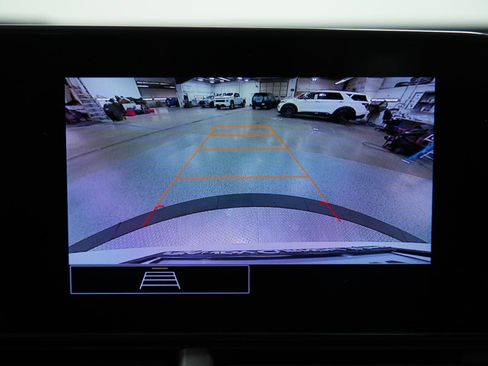 Used 2024 Chevrolet Trax RS w/ Sunroof Package FWD image 36