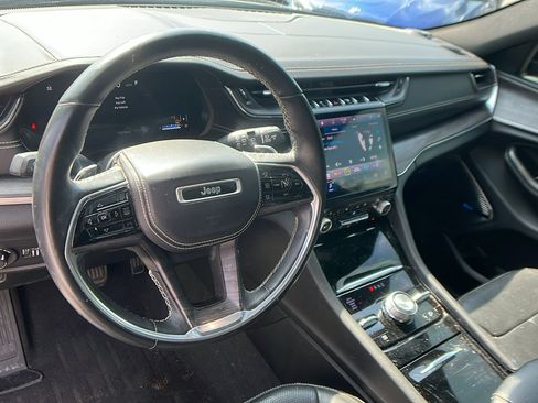 Used 2021 Jeep Grand Cherokee L Overland image 28