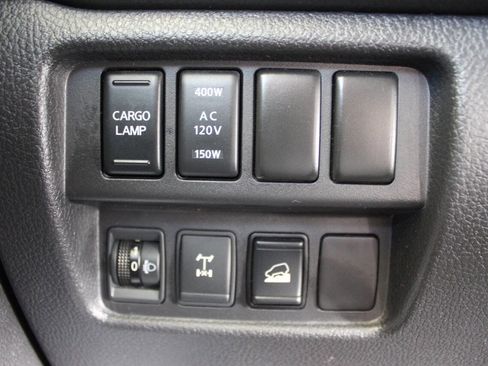 Used 2020 Nissan Titan PRO-4X w/ Pro-4x Convenience Package image 24