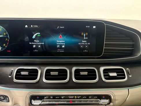 Used 2023 Mercedes-Benz GLS 63 AMG 4MATIC image 18