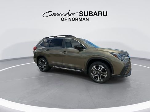 Used 2026 Subaru Ascent Limited image 2