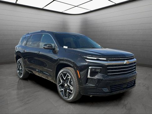 New 2026 Chevrolet Traverse High Country FWD image 7