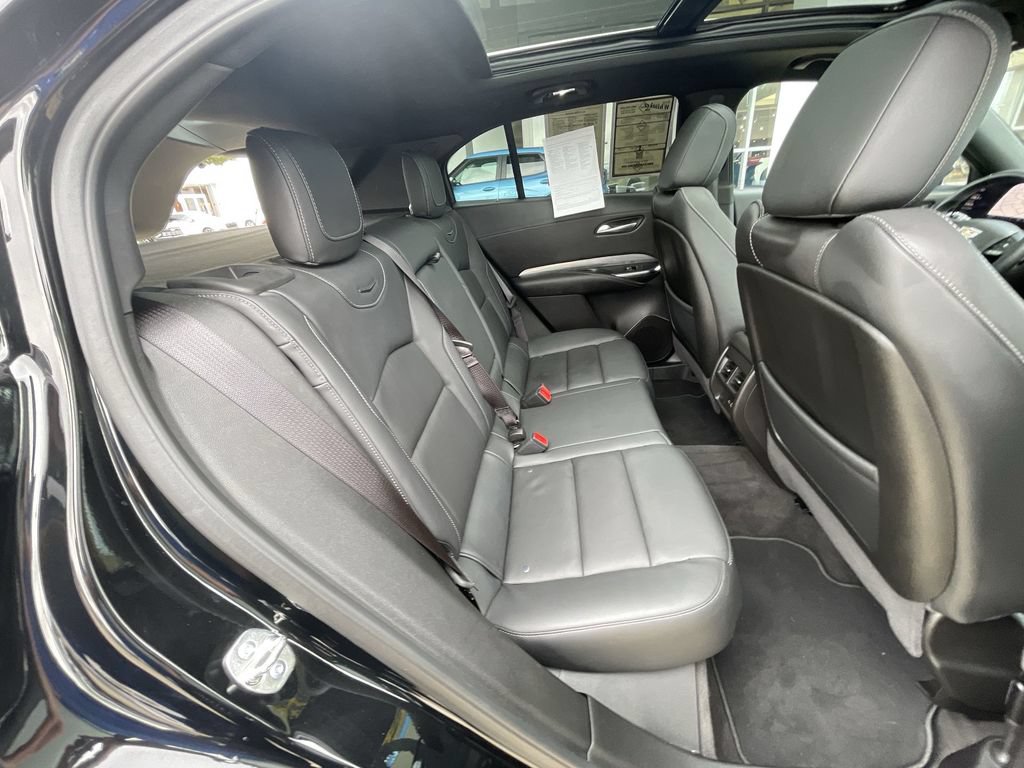 Certified 2025 Cadillac XT4 Premium Luxury FWD image 27