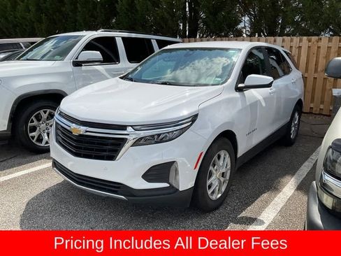Used 2024 Chevrolet Equinox LT FWD image 3