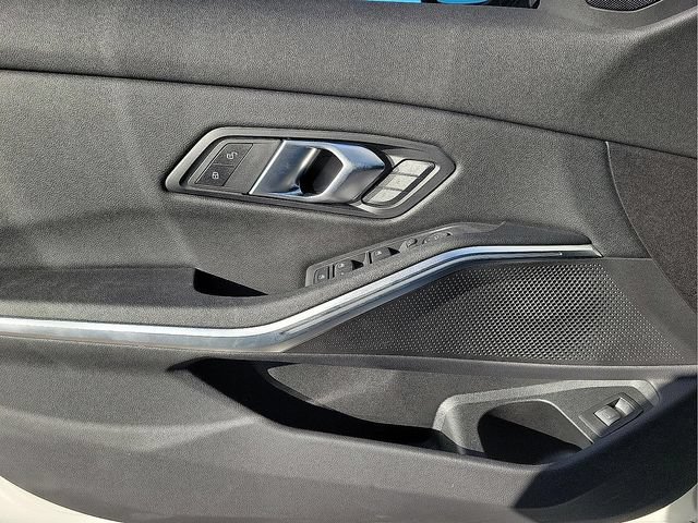 Certified 2026 BMW 330i Sedan RWD image 21
