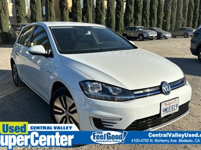 Used 2019 Volkswagen e-Golf SE w/ Driver Assistance Package