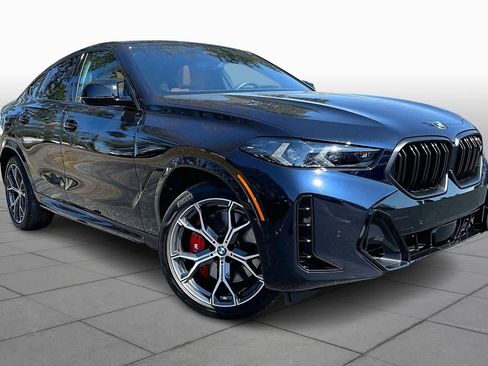 Certified 2025 BMW X6 M60i w/ Dynamic Handling Package image 3