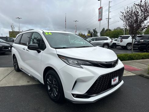 Certified 2026 Toyota Sienna XSE AWD/4WD image 7