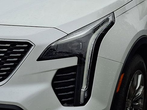 Used 2020 Cadillac XT4 Premium Luxury w/ Technology Package image 7