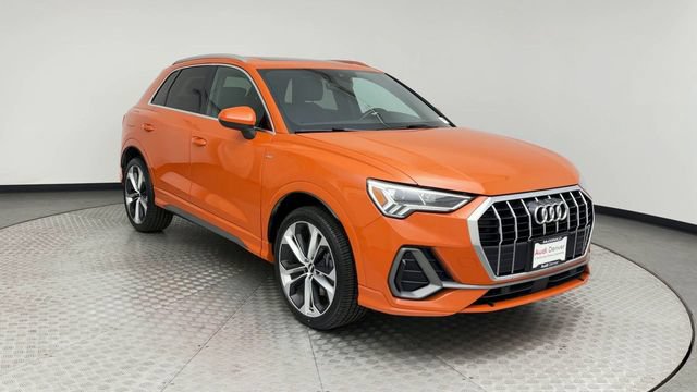 Used 2020 Audi Q3 2.0T Premium Plus w/ Premium Plus Package AWD/4WD image 8