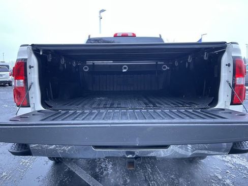 Used 2015 GMC Sierra 1500 SLE w/ SLE Value Package image 23