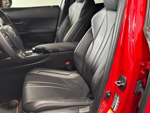 Used 2019 Lexus UX 200 F Sport FWD image 36