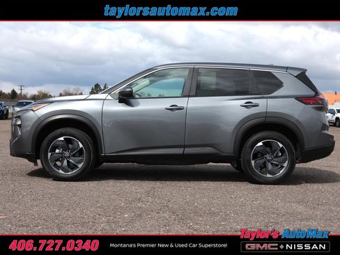 Used 2025 Nissan Rogue SV image 37