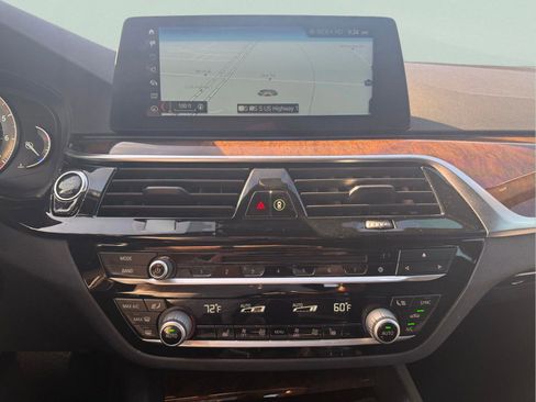 Used 2018 BMW 530i xDrive image 17