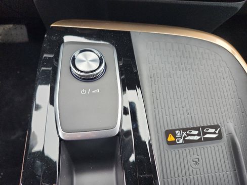 New 2026 Buick Enclave Avenir w/ Super Cruise Package AWD/4WD image 16
