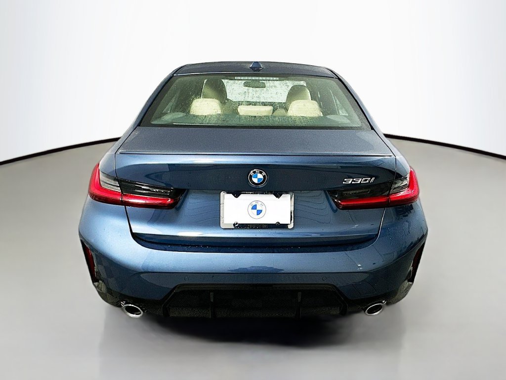 Used 2026 BMW 330i Sedan w/ M Sport Package RWD image 6