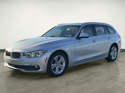 Used 2016 BMW 328i xDrive Wagon image 2