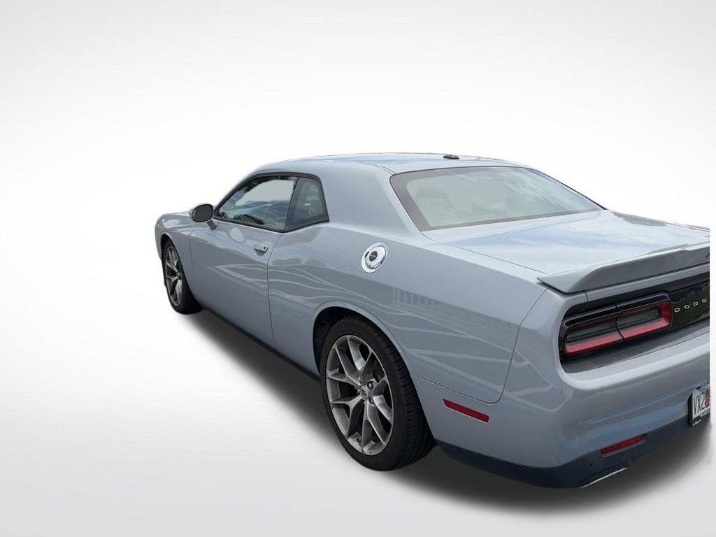Used 2022 Dodge Challenger GT RWD image 4