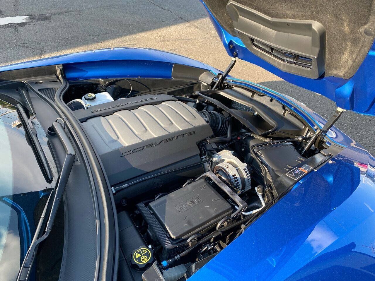 Used 2016 Chevrolet Corvette Stingray Coupe RWD image 53