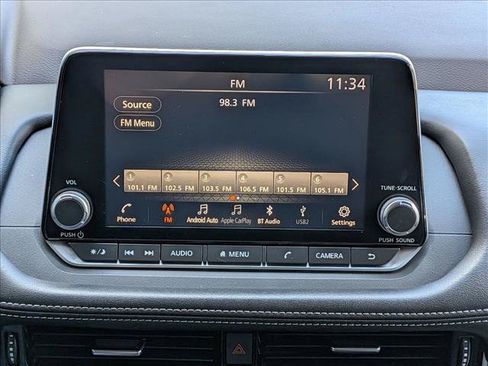 Used 2021 Nissan Rogue SV FWD image 13