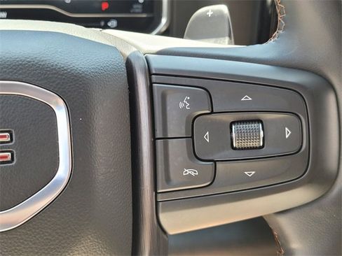 Used 2024 GMC Sierra 1500 AT4 w/ Technology Package image 28