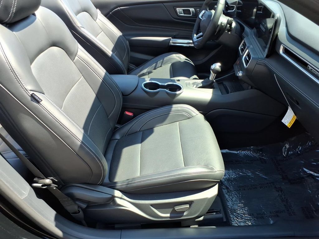Used 2024 Ford Mustang GT Premium RWD image 8