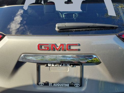 Used 2023 GMC Terrain SLT w/ Infotainment Package II FWD image 21