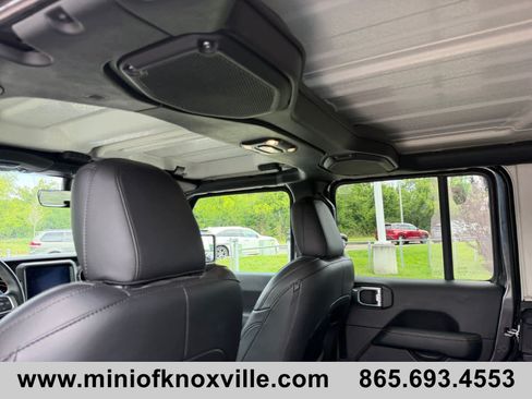 Used 2021 Jeep Wrangler Unlimited Sahara AWD/4WD image 18