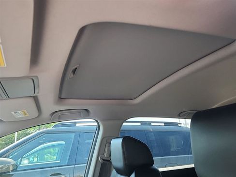 Used 2018 Honda CR-V EX-L image 11