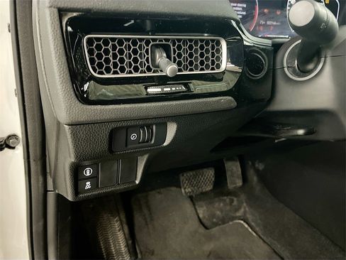 Used 2024 Honda Civic EX image 10