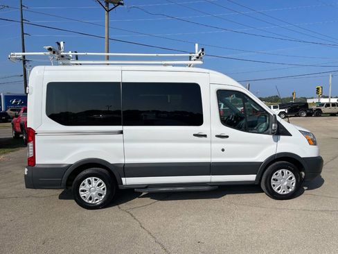 Used 2017 Ford Transit 150 XLT image 6