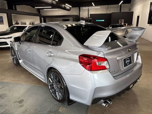 Used 2019 Subaru WRX STI AWD/4WD image 7