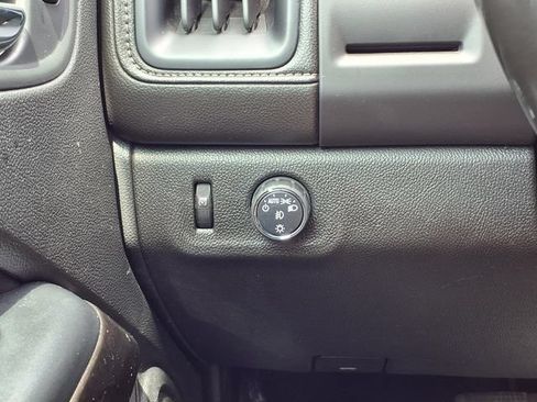Used 2019 GMC Canyon SLE RWD image 15