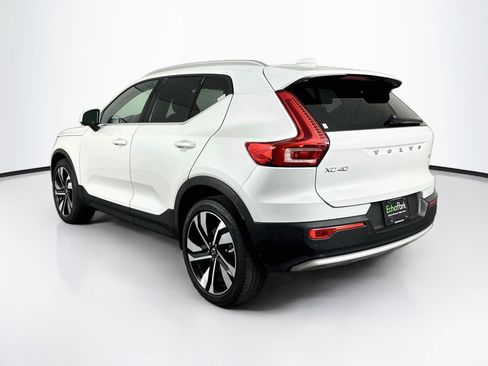 Used 2023 Volvo XC40 B5 Ultimate w/ Protection Package Premier AWD/4WD image 5
