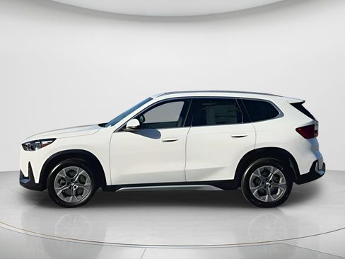 Used 2026 BMW X1 xDrive28i w/ Convenience Package AWD/4WD image 11