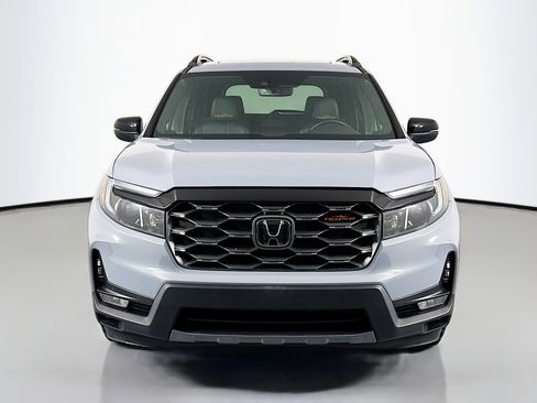 Certified 2023 Honda Passport TrailSport image 2